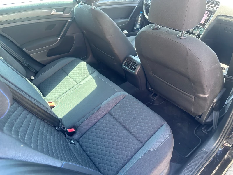 VW Golf 7.5 1.6TDI Join Обслужена!, снимка 11 - Автомобили и джипове - 49376215
