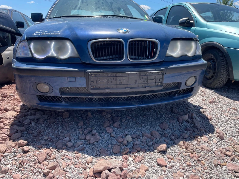 BMW 318 318 на части, снимка 3 - Автомобили и джипове - 50838259