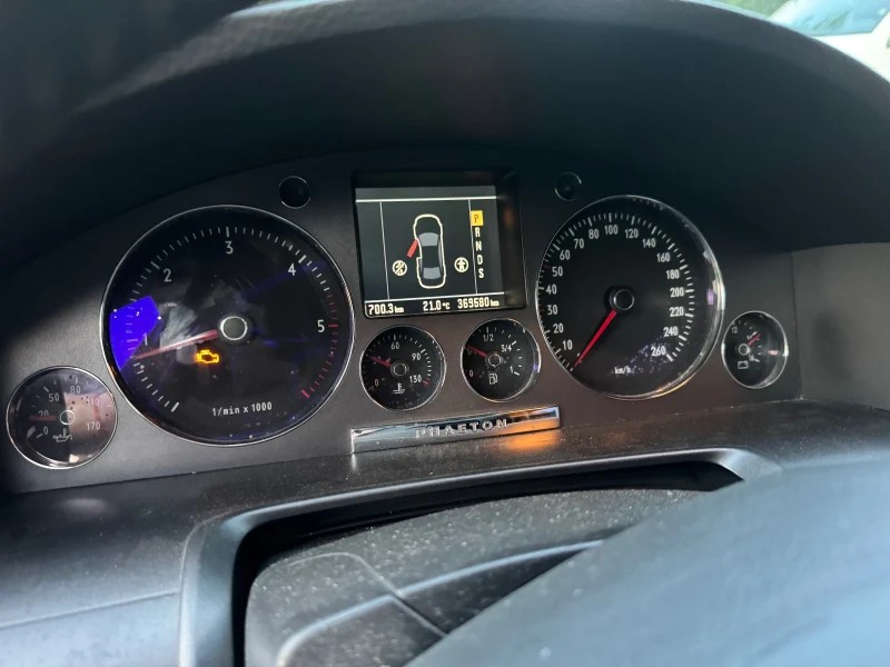 VW Phaeton 3.0TDi 4x4, снимка 12 - Автомобили и джипове - 51898784