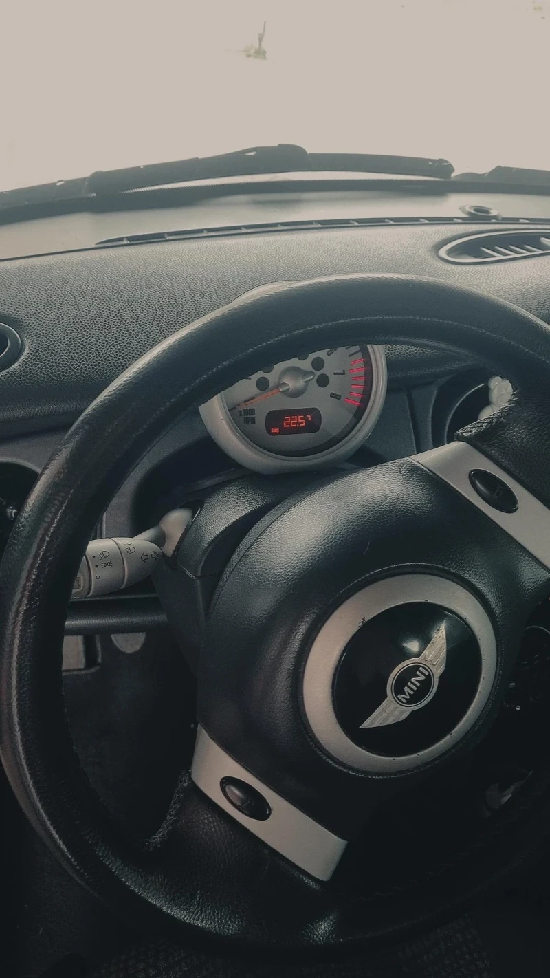 Mini One, снимка 4 - Автомобили и джипове - 52250600