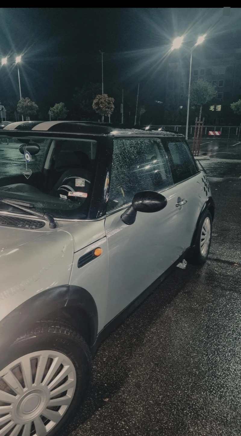 Mini One, снимка 2 - Автомобили и джипове - 52250600