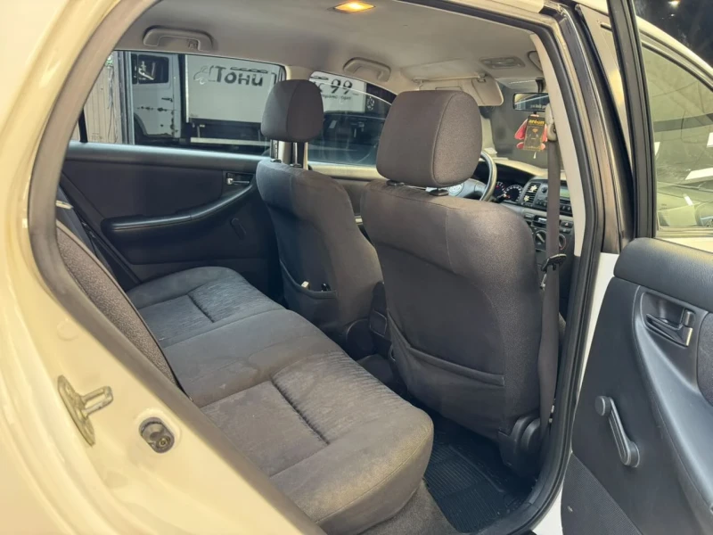 Toyota Corolla, снимка 8 - Автомобили и джипове - 52309581