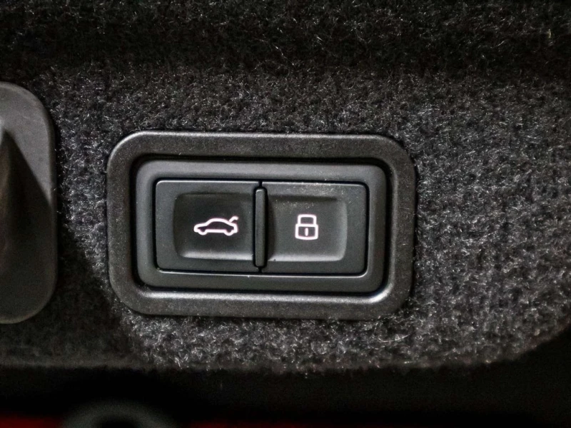 Audi A8 * quattro Sport L * CARFAX * БЕЗ ПЪРВОНАЧАЛНА ВНОС, снимка 9 - Автомобили и джипове - 53091315