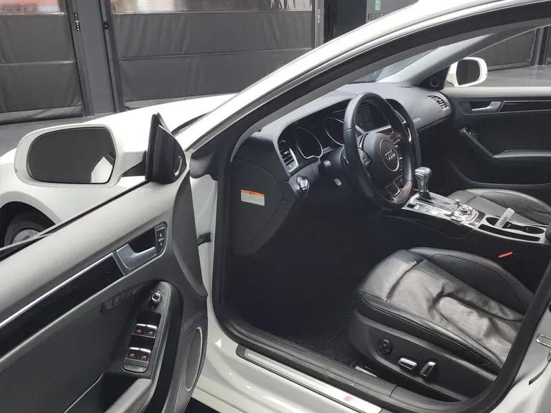 Audi A5 2.0 TDI Quattro, снимка 10 - Автомобили и джипове - 54552684