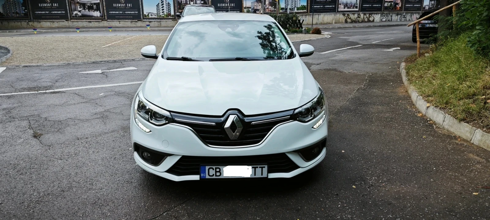 Renault Megane 1.5dci, Ръчни, Регистрирана - изображение 8