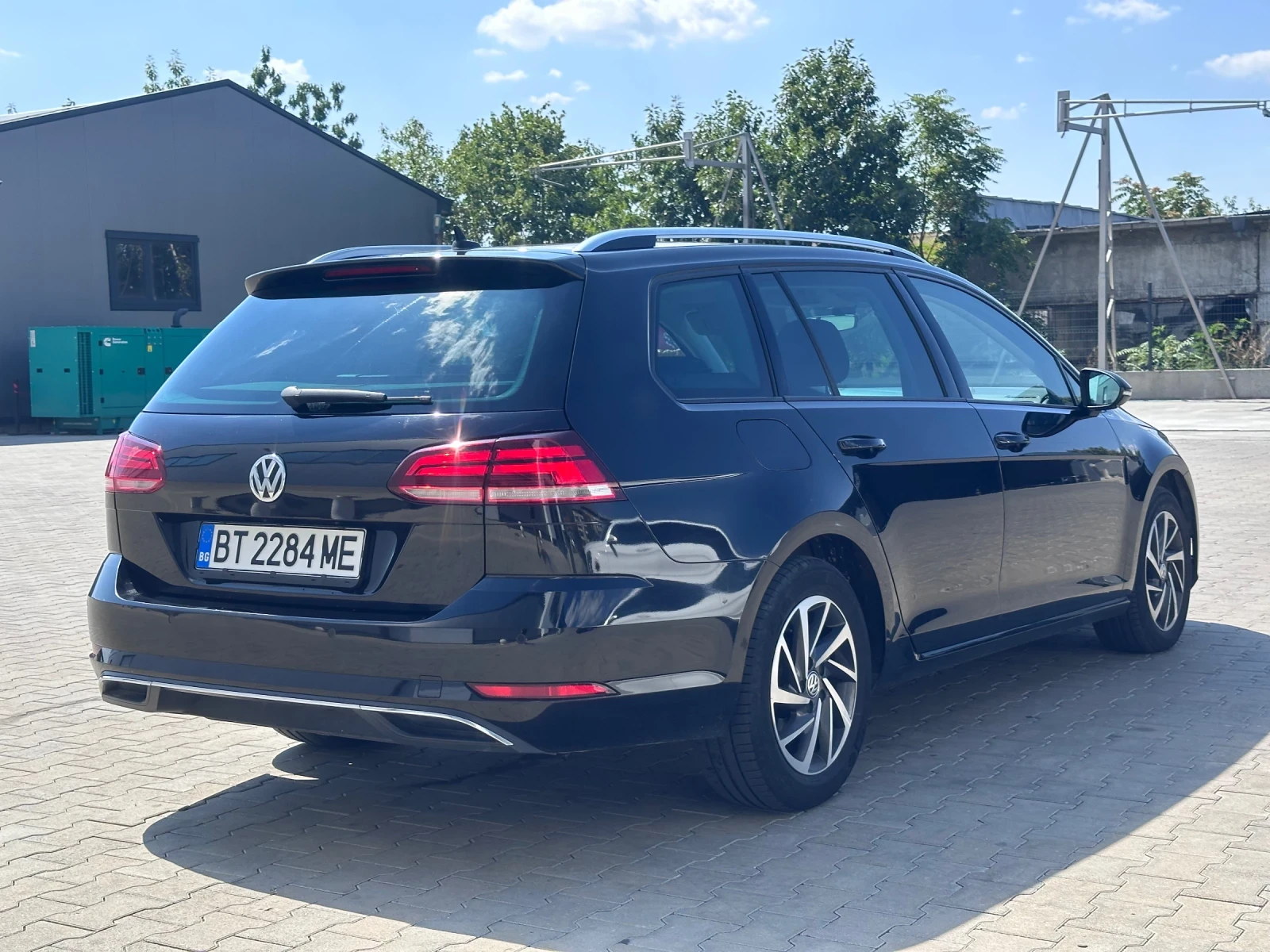 VW Golf 7.5 1.6TDI Join Обслужена! - изображение 4