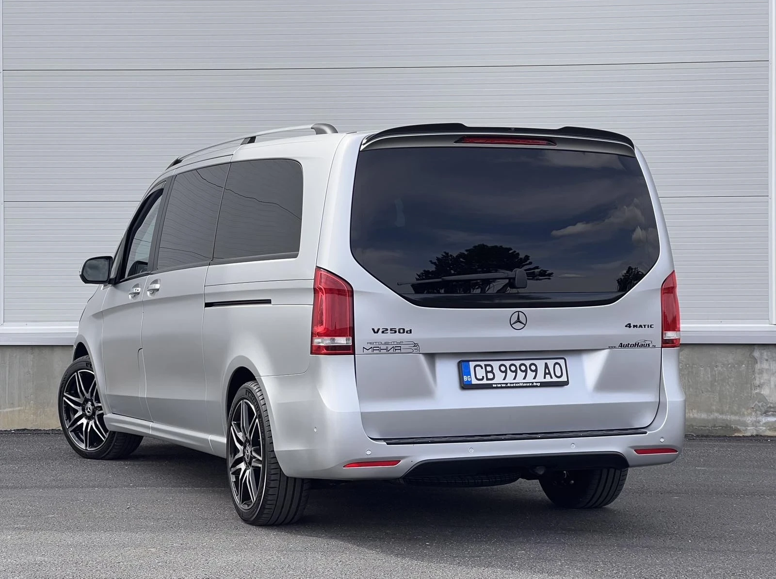 Mercedes-Benz V 300 V 250d 4-matic AMG EXTRA LONG BUSINESS  - изображение 4
