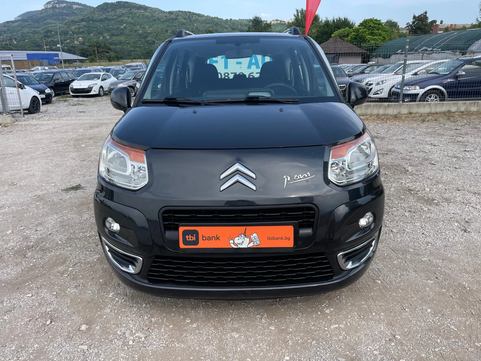 Citroen C3 Picasso 1.4I-95-ITALIA - изображение 2