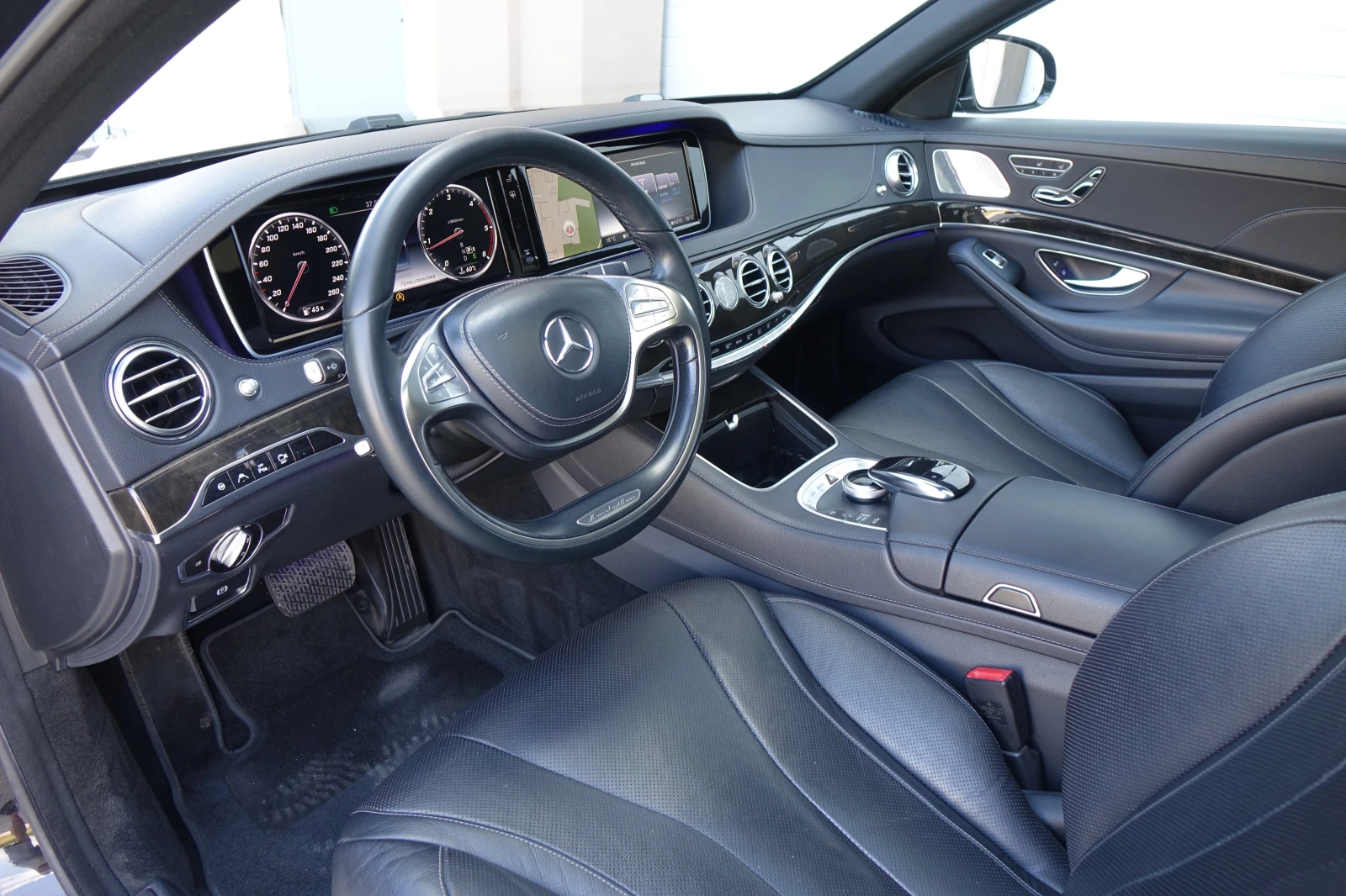 Mercedes-Benz S 350 4 MATIC* AMG* BURMESTER* PANO*  - изображение 9