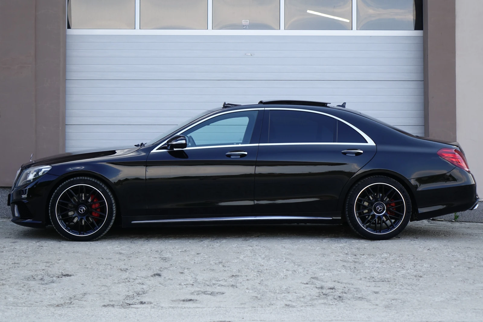 Mercedes-Benz S 350 4 MATIC* AMG* BURMESTER* PANO*  - изображение 3