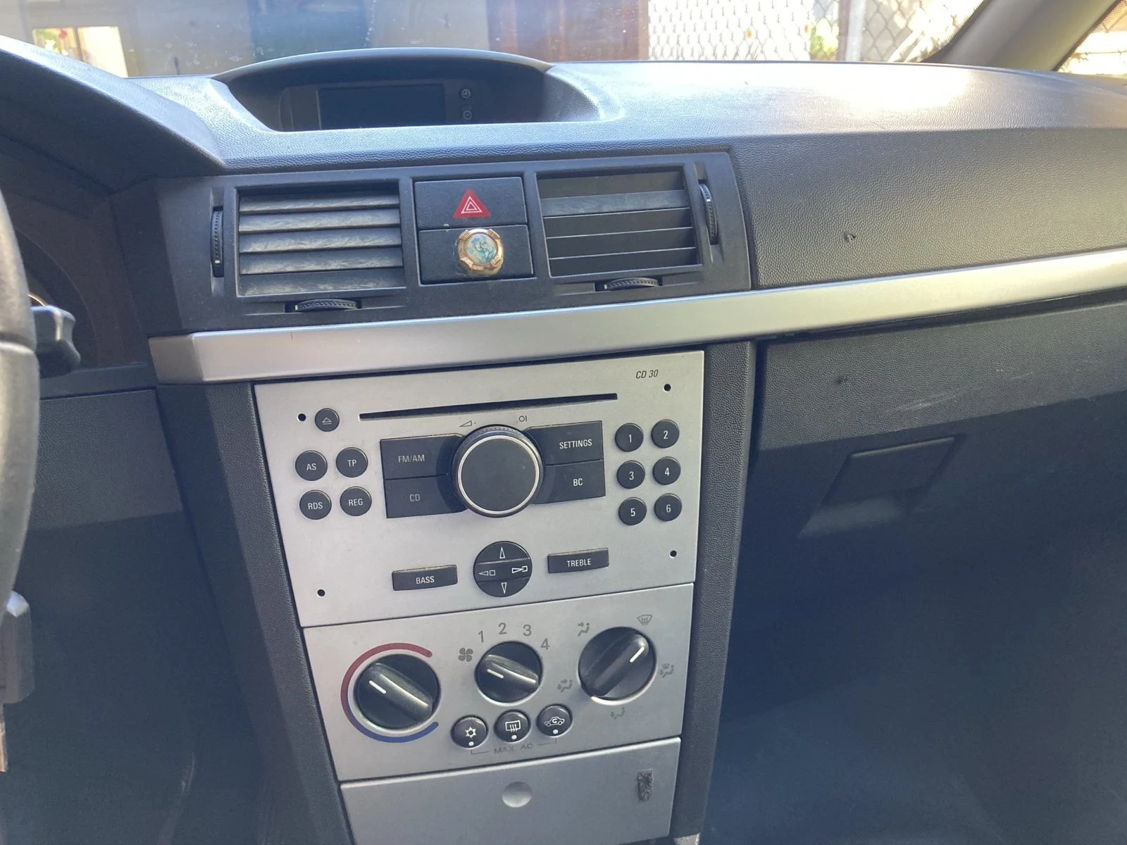 Opel Meriva  - изображение 8