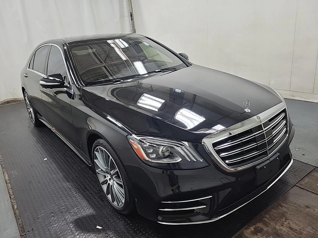 Mercedes-Benz S 560 Лизинг* Фейс* 4MATIC* AMG* Distr* LED* 360* Burm - изображение 5