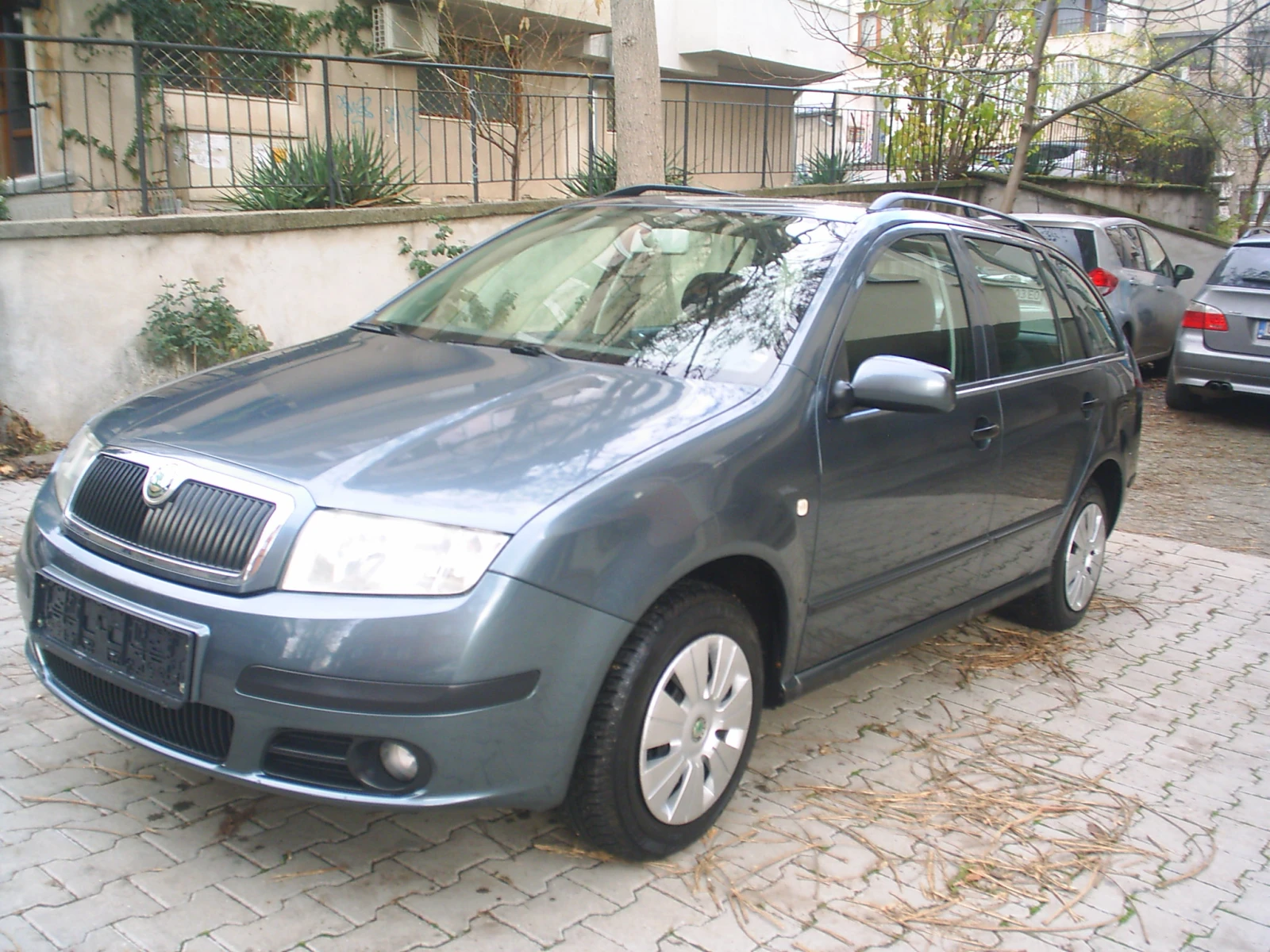 Skoda Fabia 1.2 12v Family | Mobile.bg   7