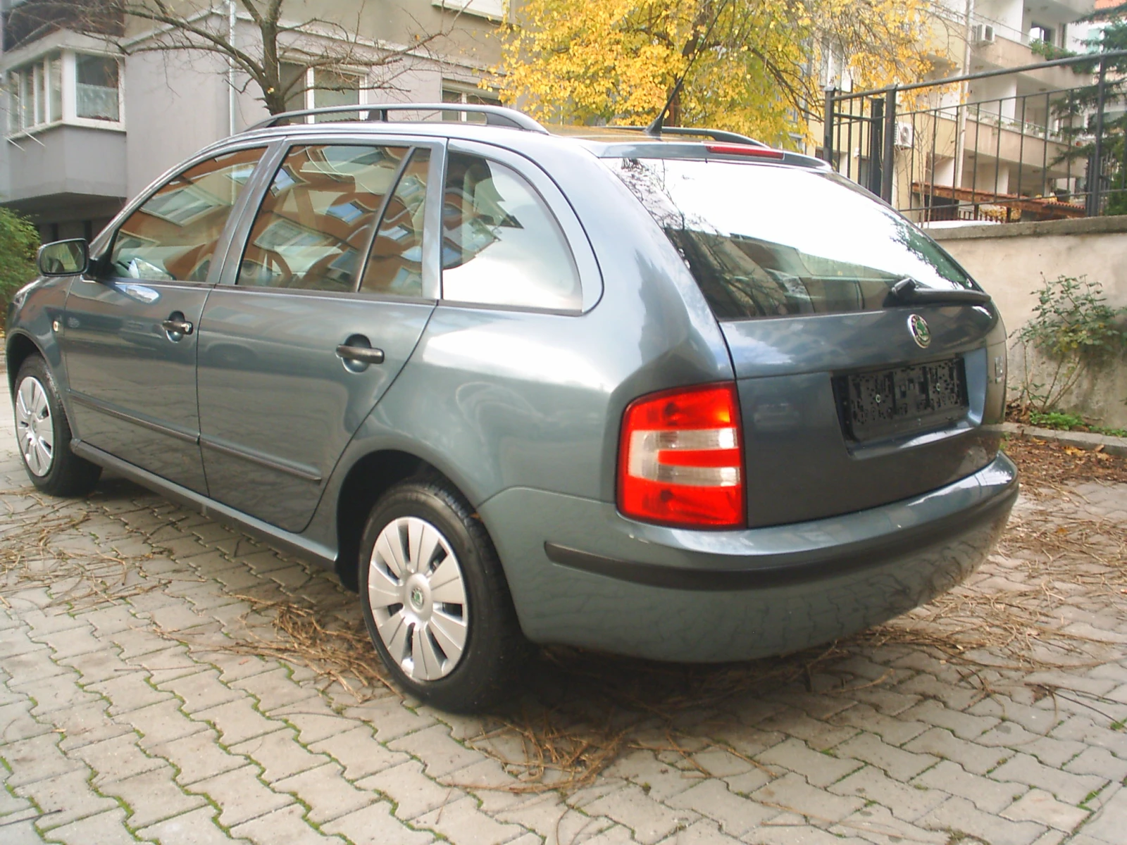 Skoda Fabia 1.2 12v Family | Mobile.bg   4