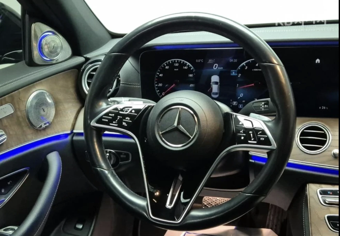 Mercedes-Benz E 250 ДИГИТАЛНО* ТАБЛО* BURMESTER* 360КАМЕРА* LANE* ASSI - изображение 6