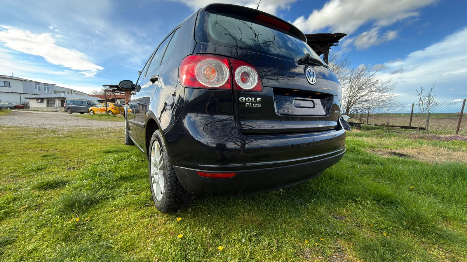 VW Golf Plus 1, 9 , снимка 2 - Автомобили и джипове - 54085544