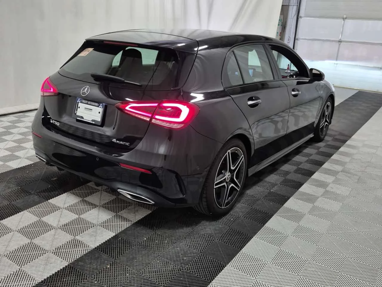 Mercedes-Benz A 250 | AMG-LINE| DISTRONIC| 360| ���������| �������� | Mobile.bg � ����������� 3