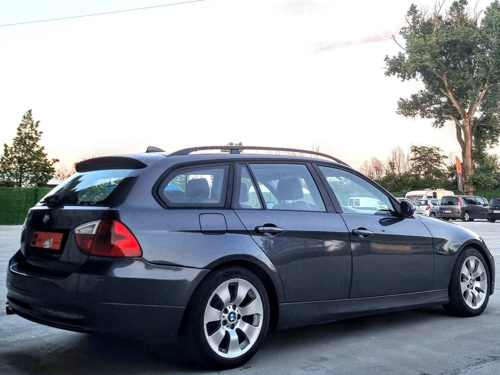 BMW 320 D 163 к.с. АВТОМАТ НАВИ КОЖА ПАНОРАМА ПАРКТРОНИЦИ, снимка 9 - Автомобили и джипове - 54731246