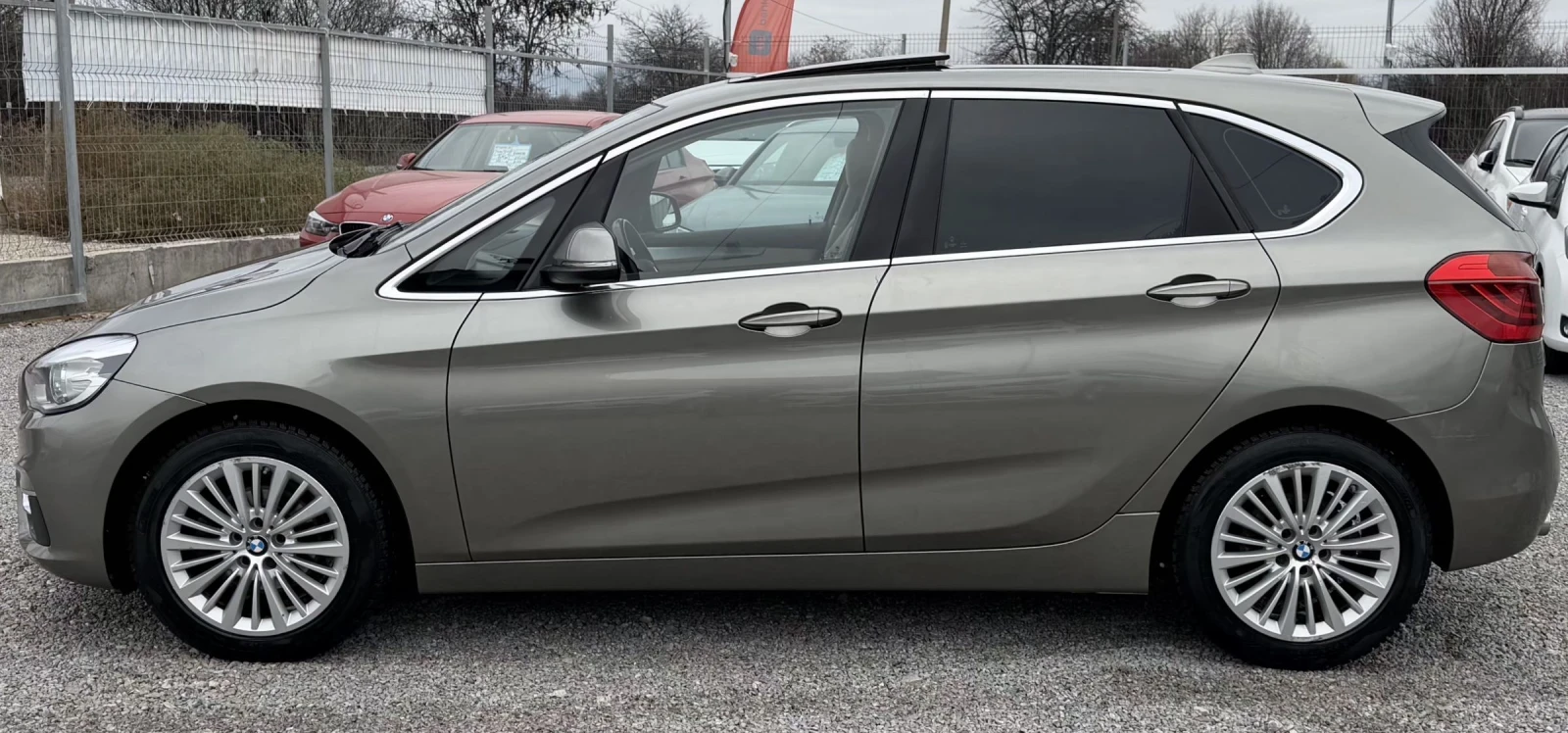 BMW 2 Active Tourer Фул! Топ състояние!, снимка 4 - Автомобили и джипове - 55227721
