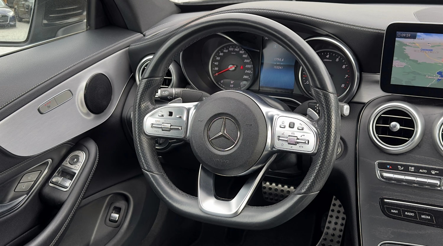 Mercedes-Benz C 180 Face AMG Line 9G КОЖА ПОДГРЕВ КАМЕРА АСИСТЕНТИ, снимка 11 - Автомобили и джипове - 55248725