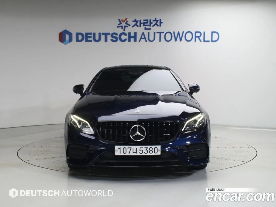 Mercedes-Benz E 450 4MATIC Coupe, снимка 3 - Автомобили и джипове - 55794718