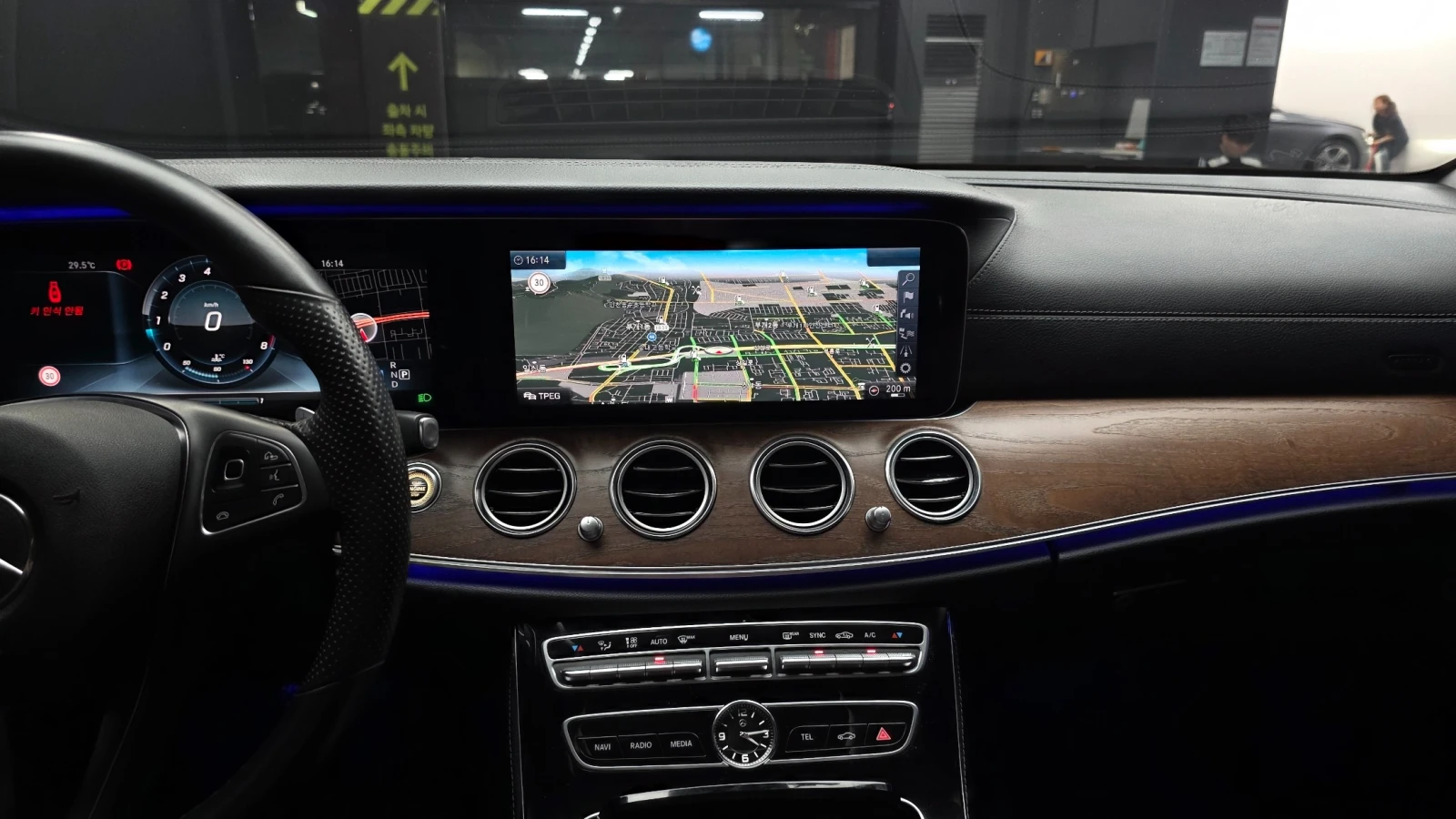 Mercedes-Benz E 300 2.0 4MATIC | Mobile.bg � ����������� 11