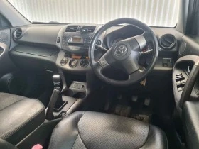 Toyota Rav4 2.2 D-4d 136к.с Кожен Салон НА ЧАСТИ, снимка 6