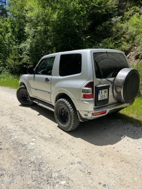 Mitsubishi Pajero, снимка 3