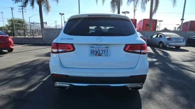 Mercedes-Benz GLC 300 * * BLIND SPOT* KEYLESS GO* Apple CarPlay* Подгрев, снимка 3