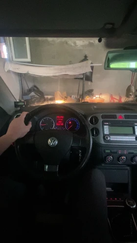 VW Tiguan - 10000 € / 19558.30 лв. - 61712449 8