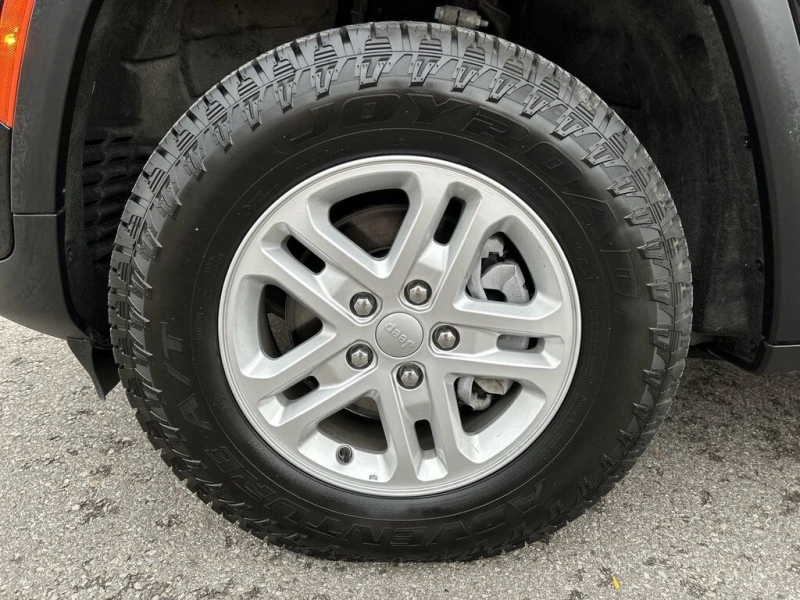 Jeep Grand cherokee LAREDO AWD/АВТОКРЕДИТИРАНЕ, снимка 8 - Автомобили и джипове - 52465870