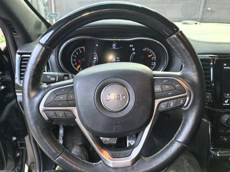 Jeep Grand cherokee 3.6 ОВЪРЛЕНД 2020 Г. , снимка 10 - Автомобили и джипове - 53195835