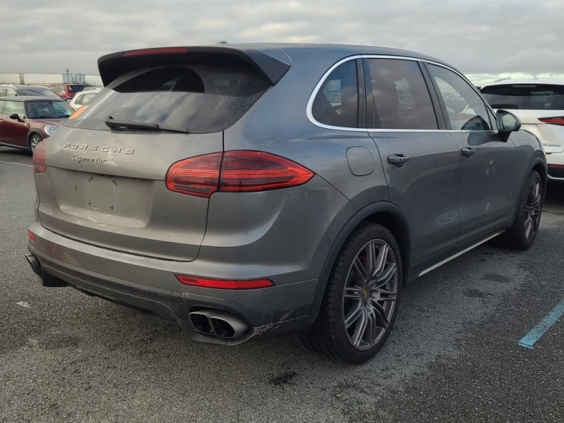 Porsche Cayenne * TURBO * CARFAX * БЕЗ ПЪРВОНАЧАЛНА ВНОСКА, снимка 3 - Автомобили и джипове - 53131371