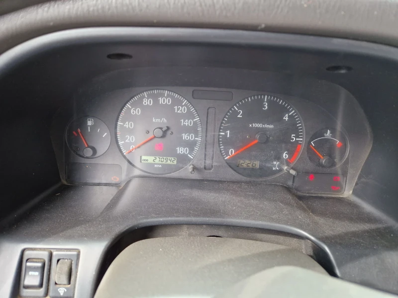 Nissan Patrol 2.8дизел, 129к.с, снимка 11 - Автомобили и джипове - 53592611