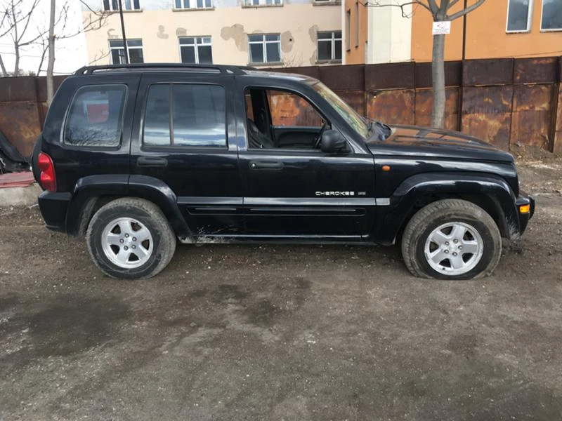 Jeep Cherokee 3.7i V6 НА ЧАСТИ - изображение 4