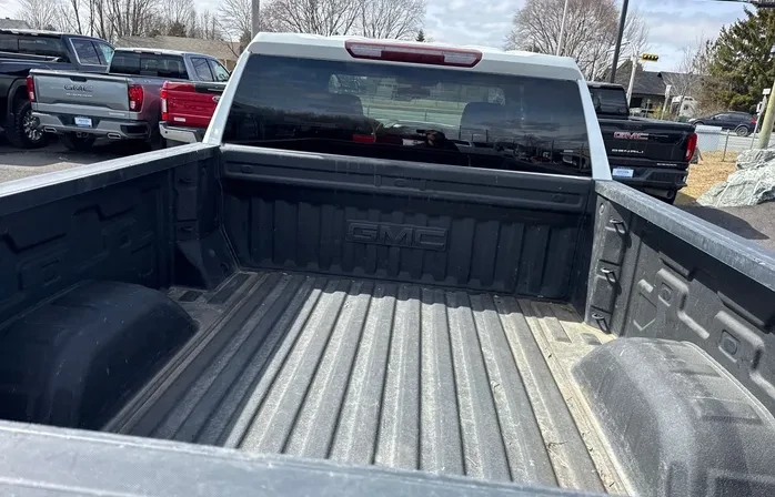 Gmc Sierra 5.3L V8* CARFAX* ДВА КЛЮЧА, снимка 9 - Автомобили и джипове - 54077713