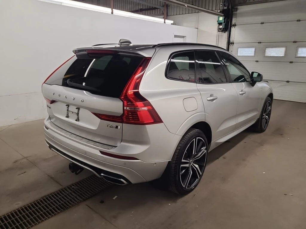 Volvo XC60 * R DESIGN * CARFAX *  - изображение 3