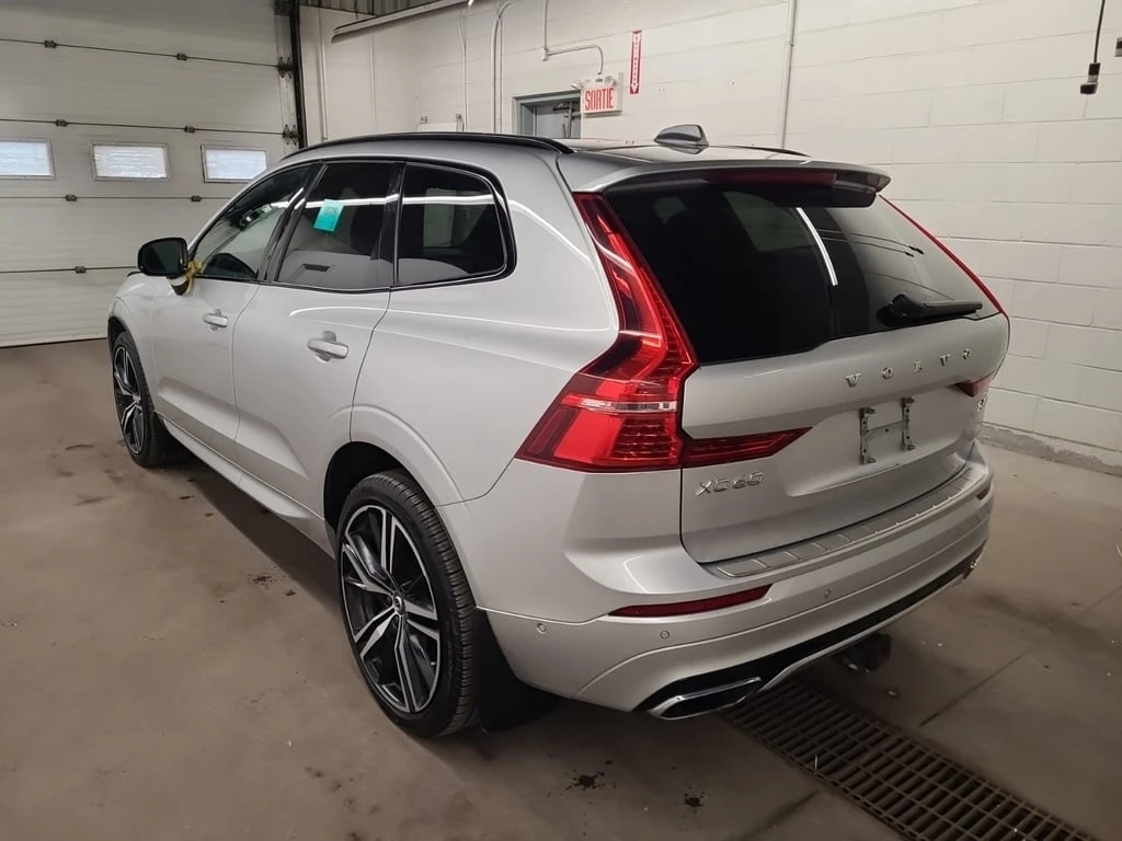 Volvo XC60 * R DESIGN * CARFAX *  - изображение 4