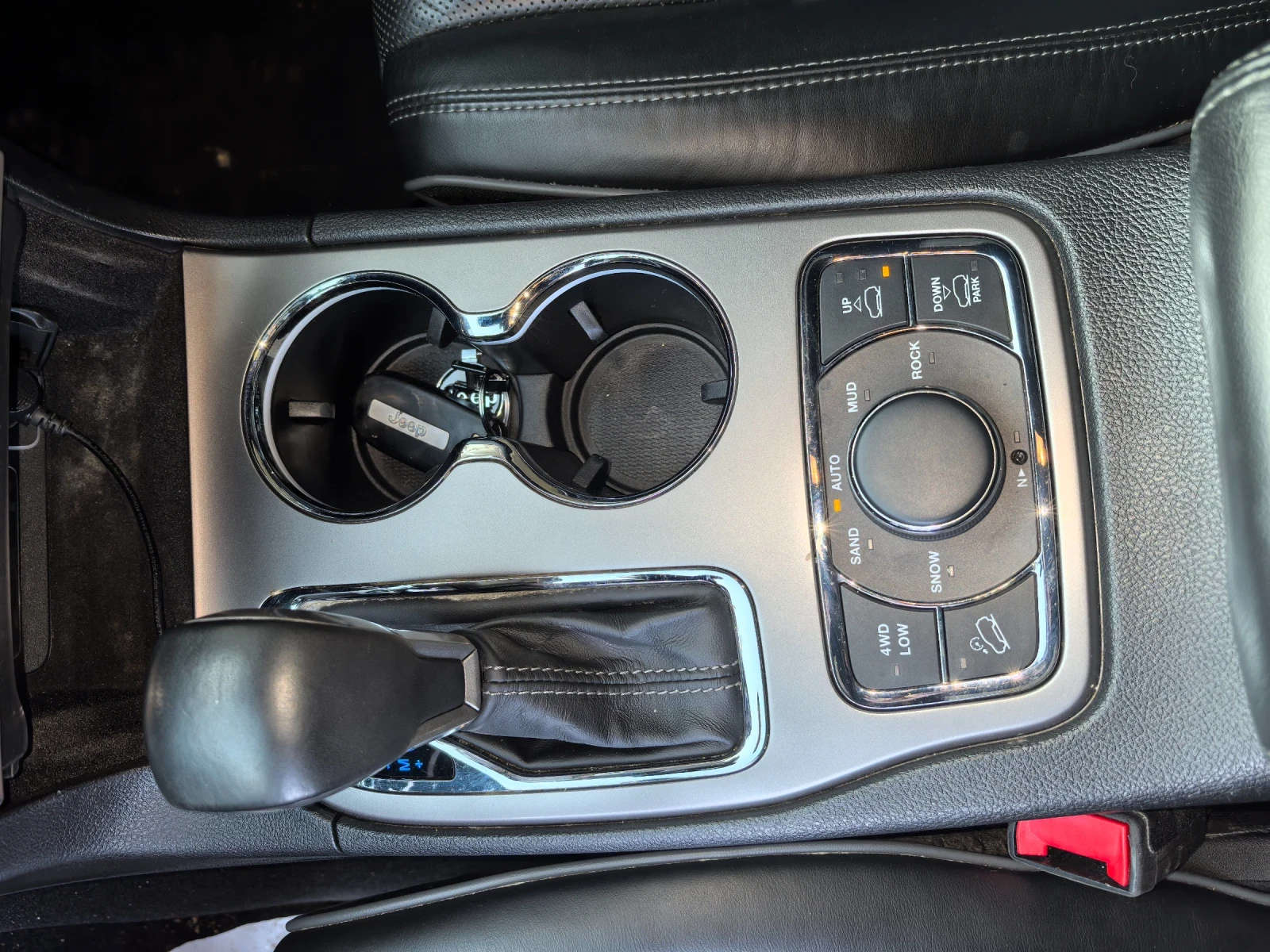 Jeep Grand cherokee 3.6 �������� 2020 �.  | Mobile.bg � ����������� 12