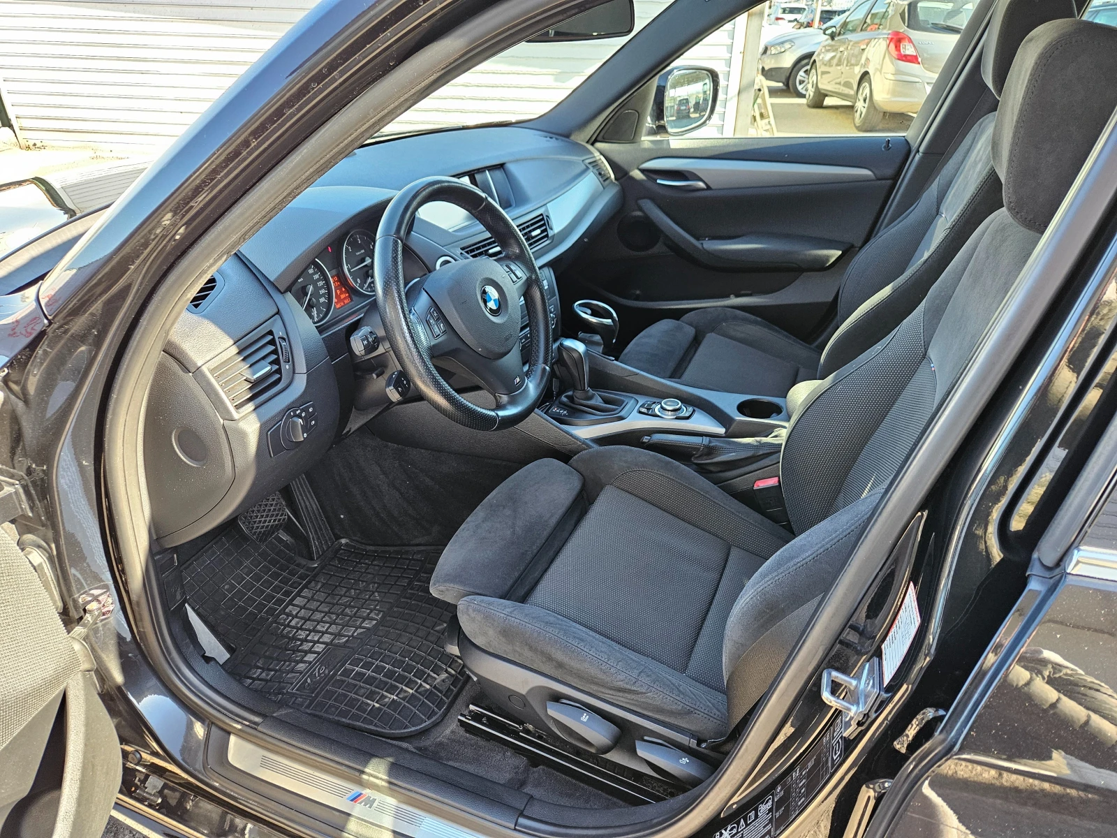 BMW X1 2.0D/4X4/M-PAKET/ACC/БЛУТУТ/NAVI/EURO 5А/ТОП - изображение 9