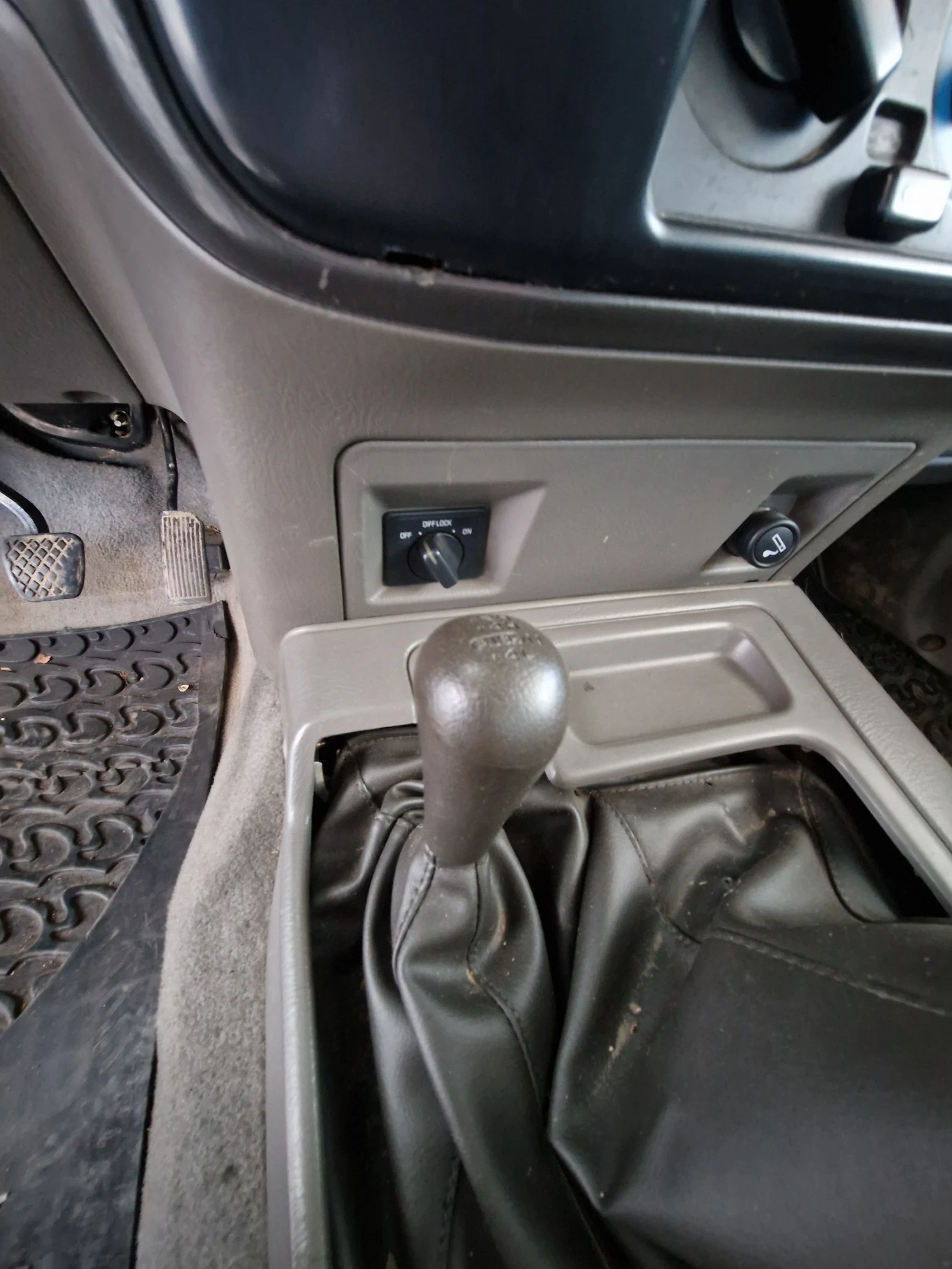 Nissan Patrol 2.8дизел, 129к.с, Бартер , снимка 10 - Автомобили и джипове - 53592611