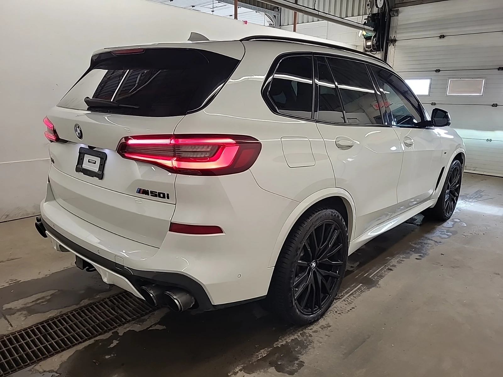 BMW X5  M50i Sports - изображение 3