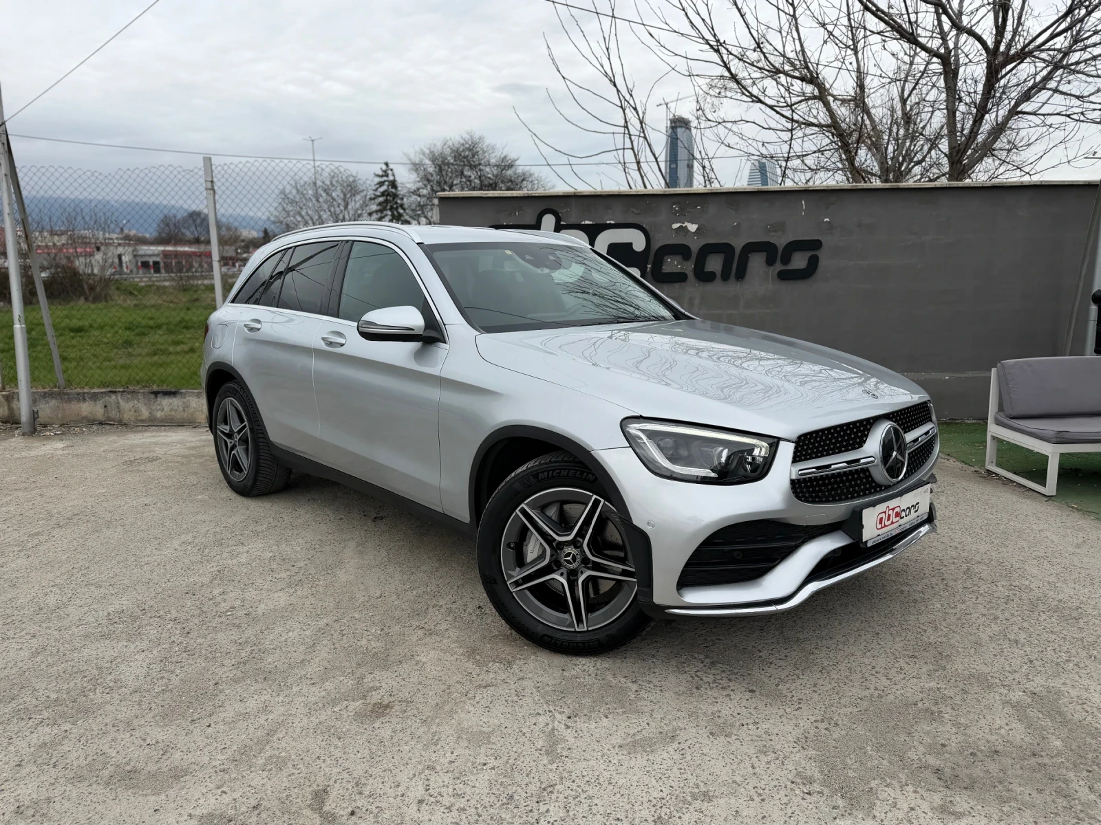 Mercedes-Benz GLC 220 D 4Matic Amg Line Facelift, снимка 2 - Автомобили и джипове - 54040948