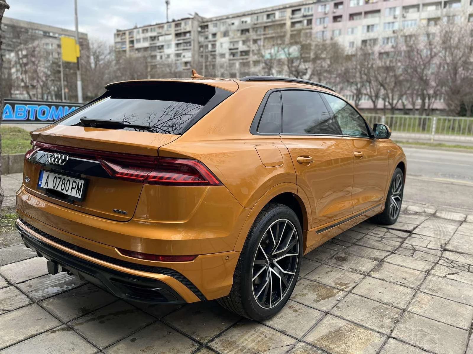 Audi Q8 55 TFSI S-line Black , снимка 4 - Автомобили и джипове - 54861978
