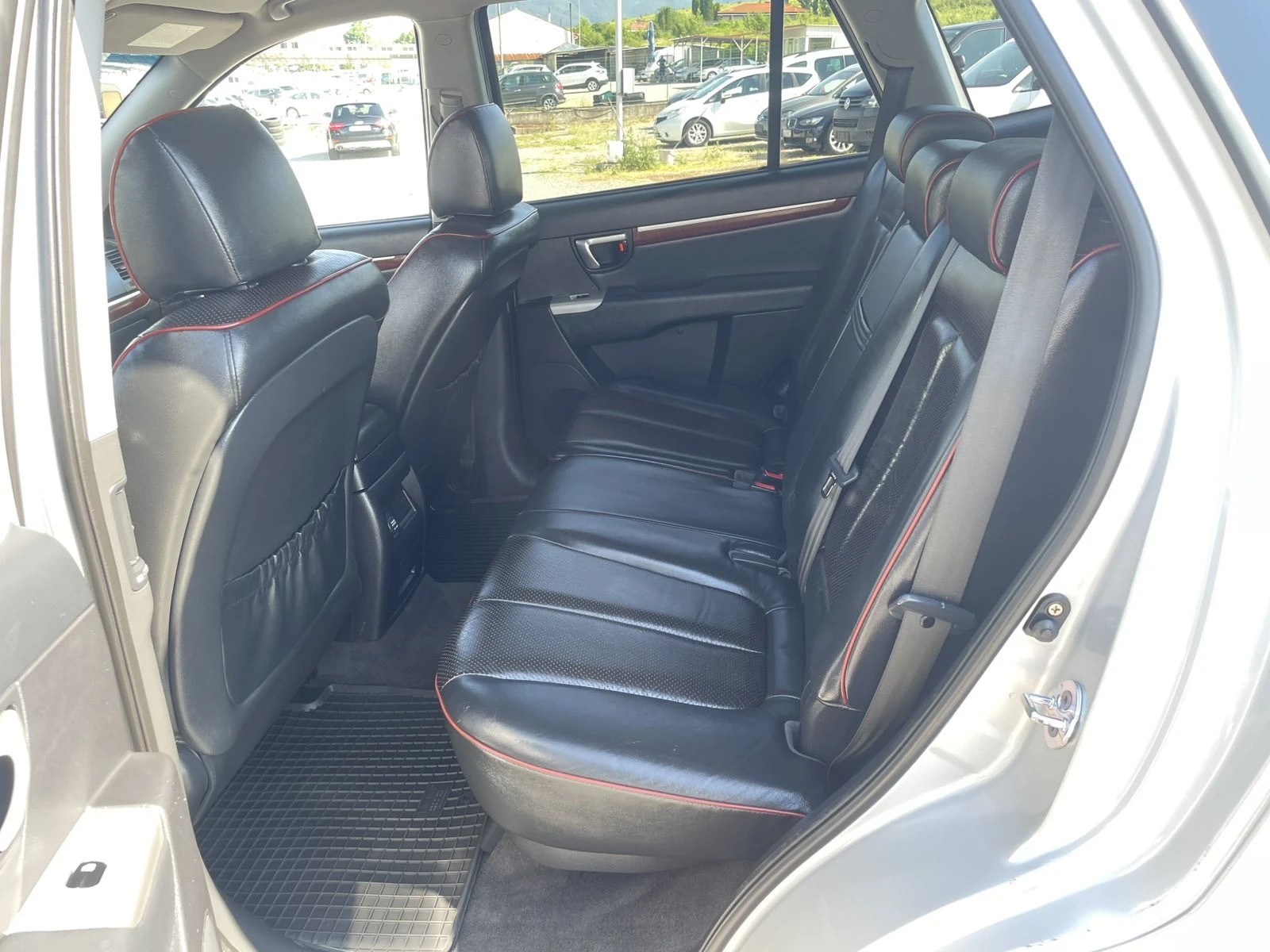 Hyundai Santa fe 2.2 CRDI, снимка 15 - Автомобили и джипове - 54806614