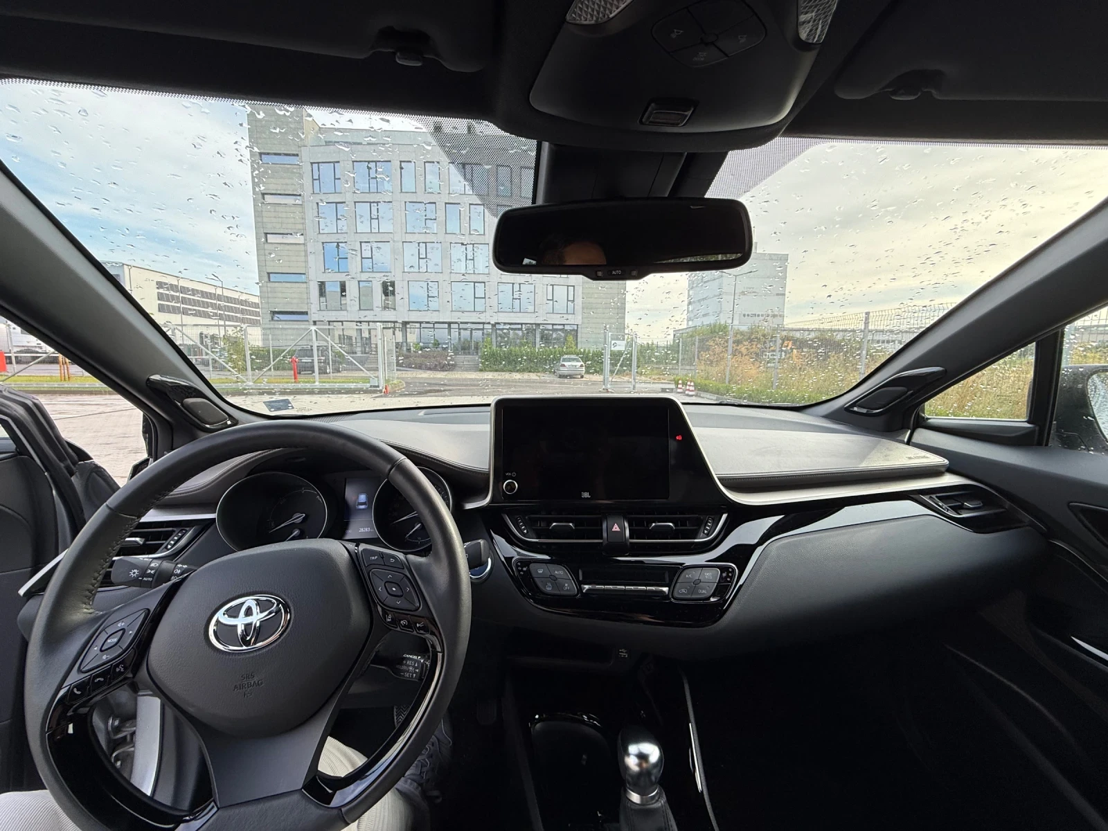 Toyota C-HR iCore, снимка 7 - Автомобили и джипове - 55367828