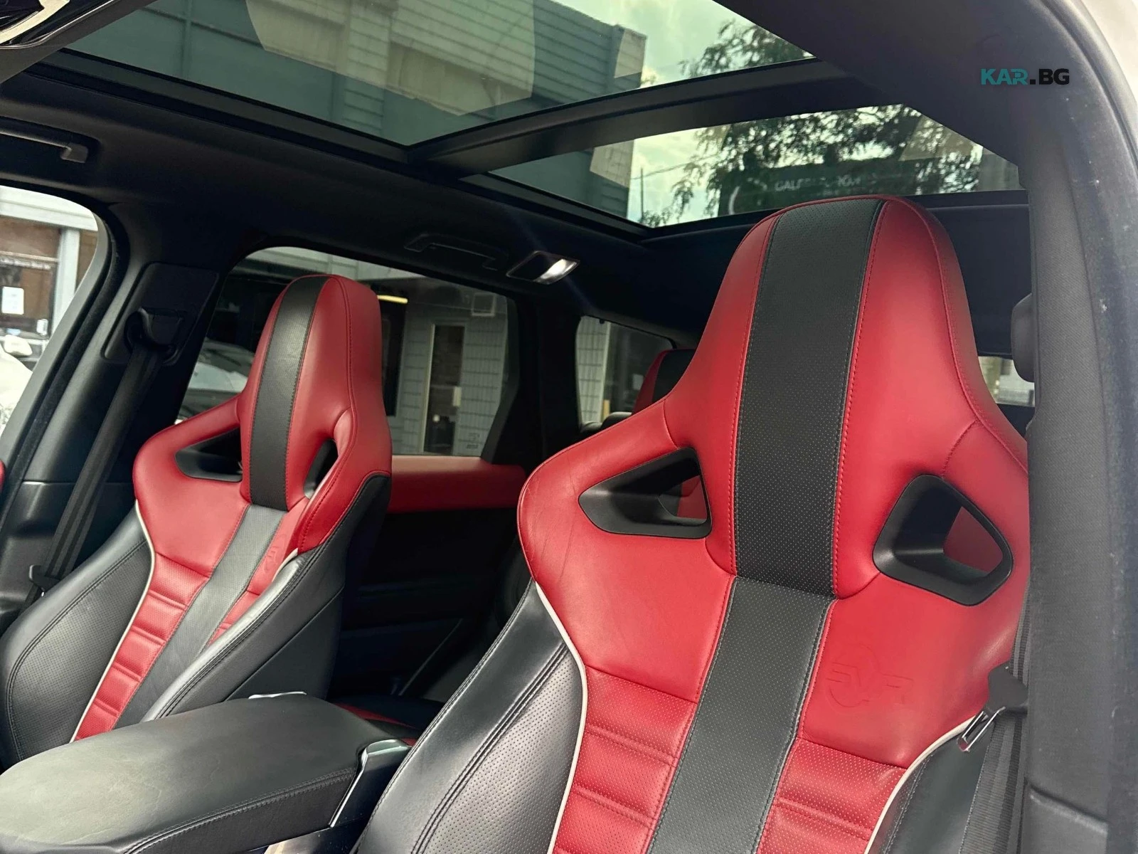 Land Rover Range rover Sport SVR* АвтоКредит* (ЦЕНА ДО БГ)* , снимка 7 - Автомобили и джипове - 55907616