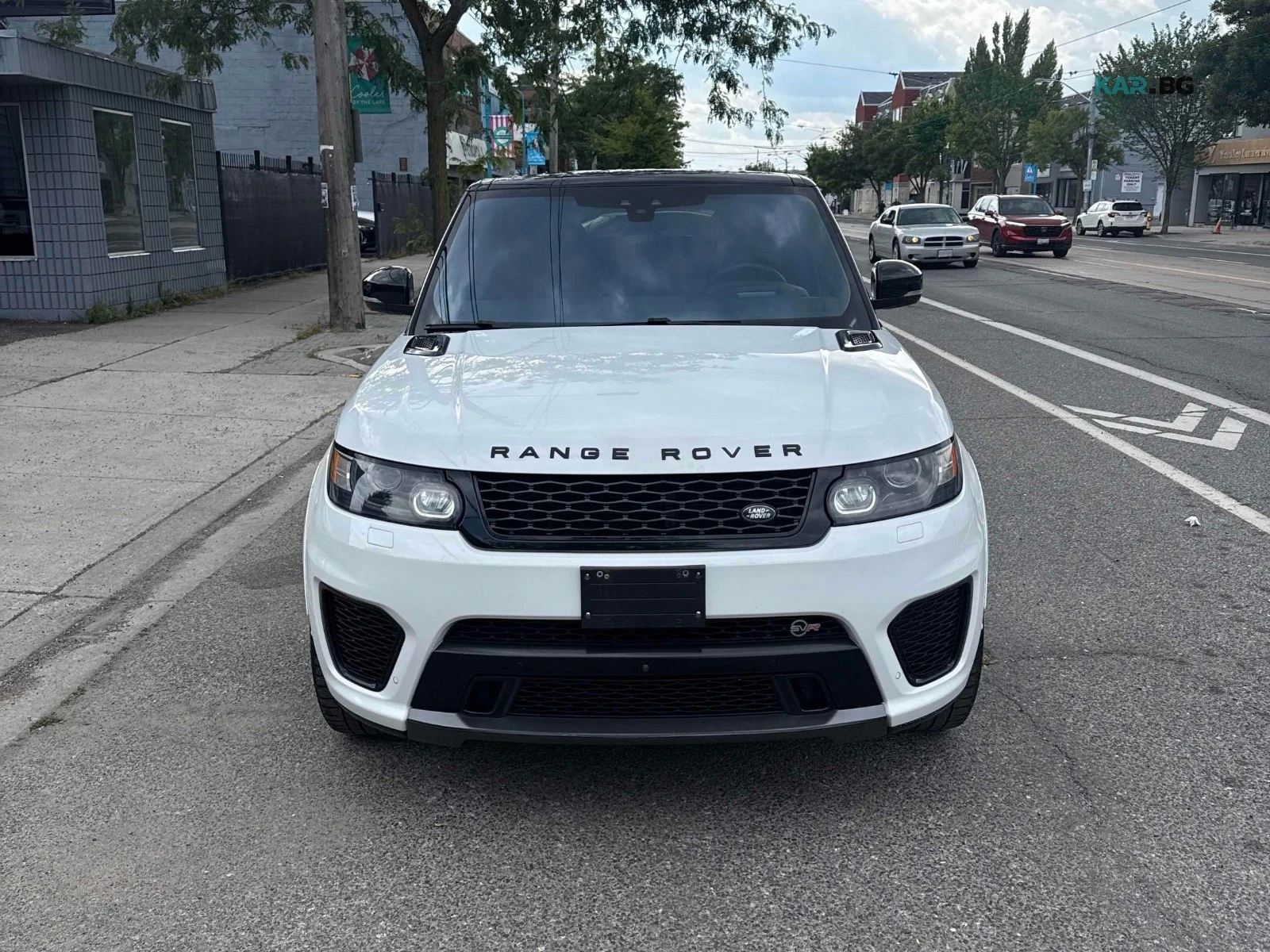 Land Rover Range rover Sport SVR* АвтоКредит* (ЦЕНА ДО БГ)* , снимка 5 - Автомобили и джипове - 55907616
