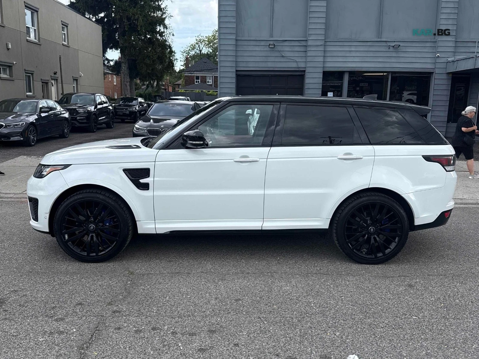 Land Rover Range rover Sport SVR* АвтоКредит* (ЦЕНА ДО БГ)* , снимка 2 - Автомобили и джипове - 55907616