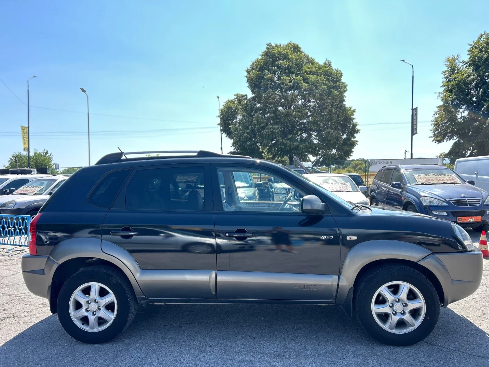 Hyundai Tucson Avtomatik 4x4 , снимка 14 - Автомобили и джипове - 56011025